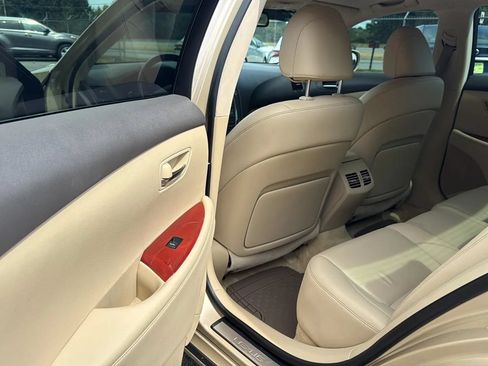 Used 2007 Lexus ES 350 w/ Premium Pkg FWD image 16