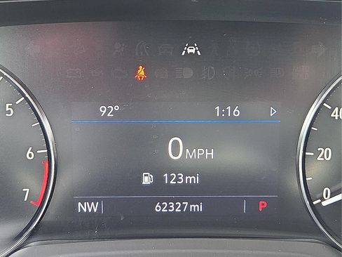 Used 2023 Buick Envision Preferred FWD image 23