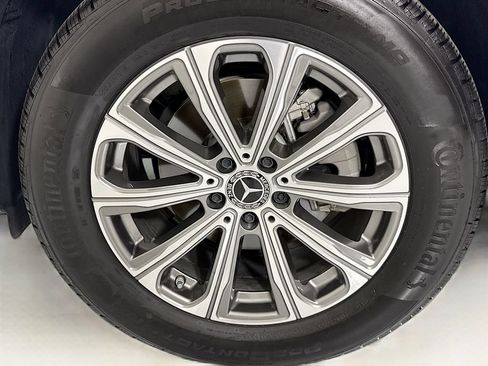 Certified 2026 Mercedes-Benz GLC 300 image 30
