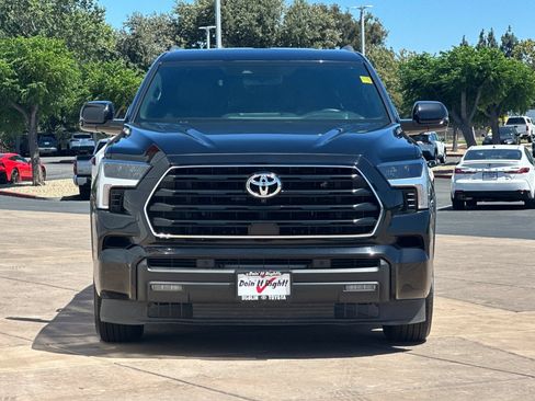 Certified 2025 Toyota Sequoia SR5 AWD/4WD image 11