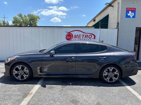 Used 2021 Kia Stinger GT-Line image 7