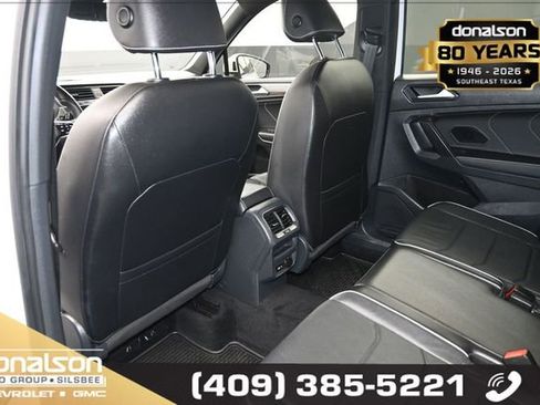Used 2022 Volkswagen Tiguan SEL R-Line AWD/4WD image 10