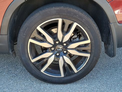 Used 2021 Honda Pilot Touring image 9