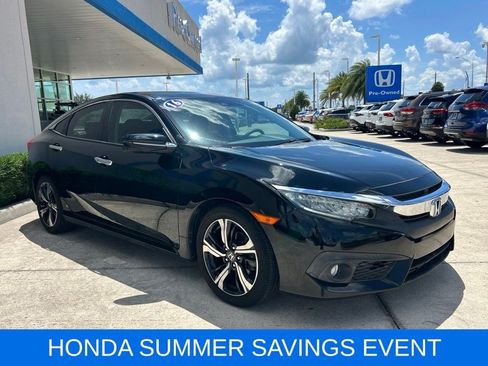 Used 2016 Honda Civic Touring image 3