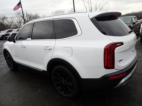Used 2022 Kia Telluride S image 5