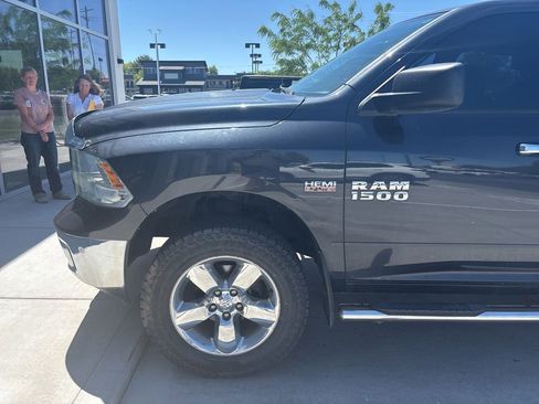 Used 2015 RAM 1500 Big Horn AWD/4WD image 3