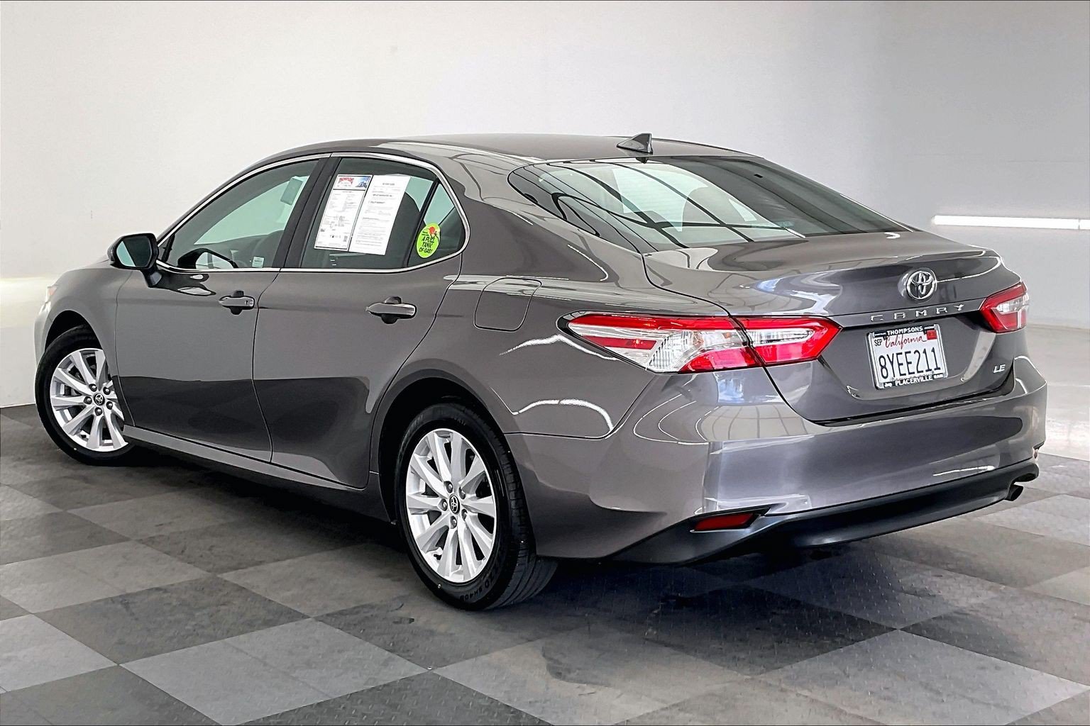 Used 2020 Toyota Camry LE FWD image 10