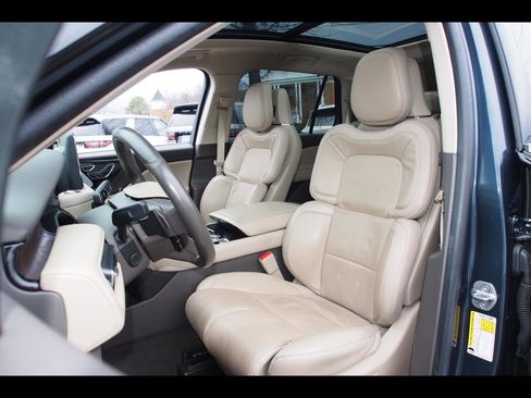 Used 2022 Lincoln Aviator Reserve w/ Equipment Group 201A image 20