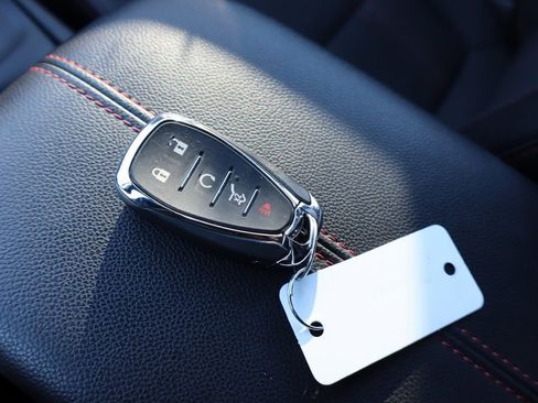 Used 2022 Chevrolet Equinox RS image 33