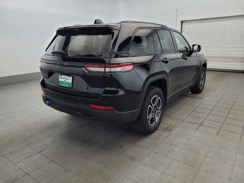 Used 2022 Jeep Grand Cherokee Trailhawk w/ Advanced Protech Group II AWD/4WD image 9