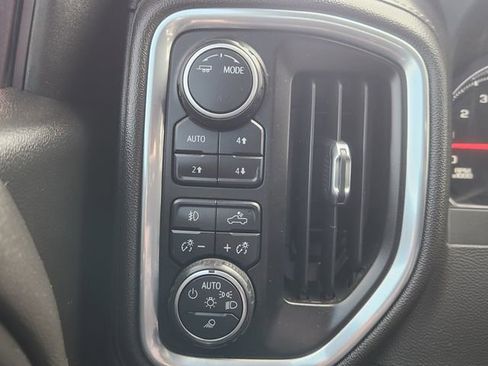 Used 2022 Chevrolet Silverado 1500 LT Trail Boss w/ Safety Package AWD/4WD image 22