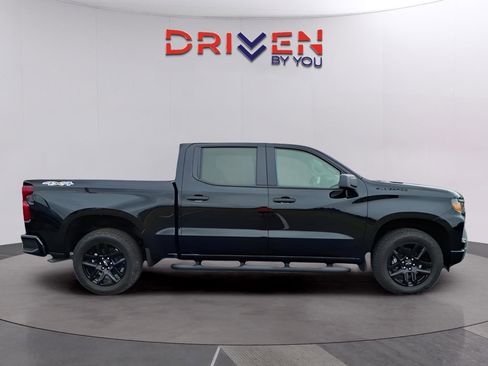 New 2026 Chevrolet Silverado 1500 Custom w/ LPO, Dark Essentials Package image 6