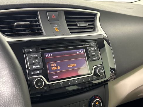 Used 2016 Nissan Sentra SV image 18