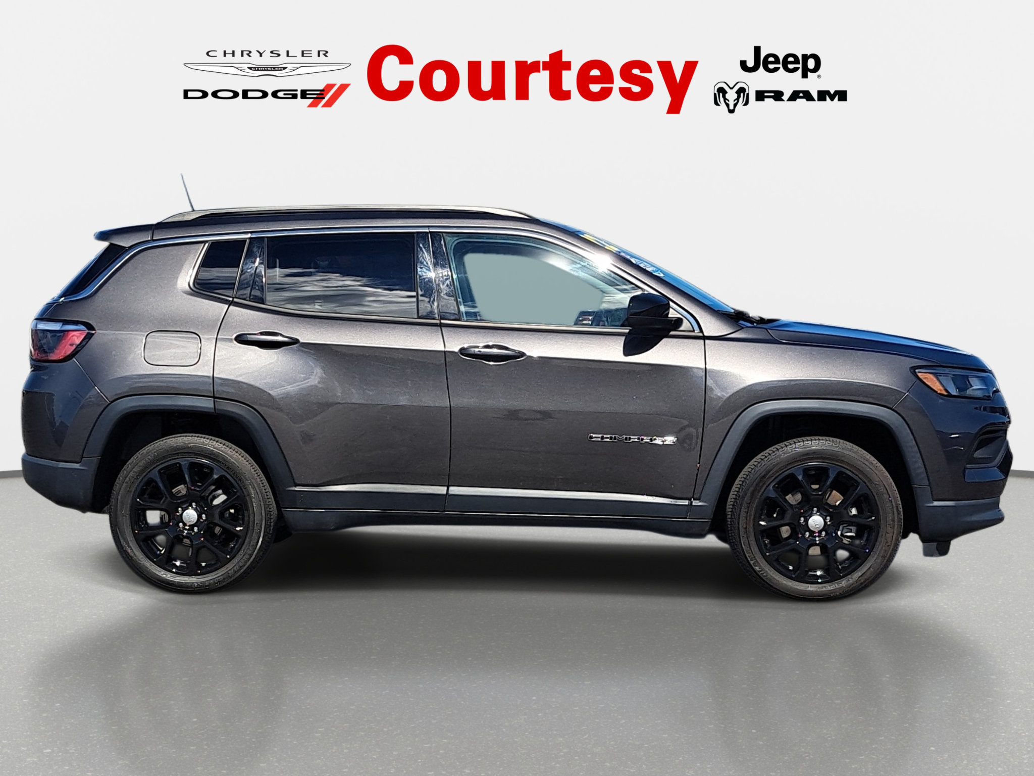 Certified 2022 Jeep Compass Latitude AWD/4WD image 3