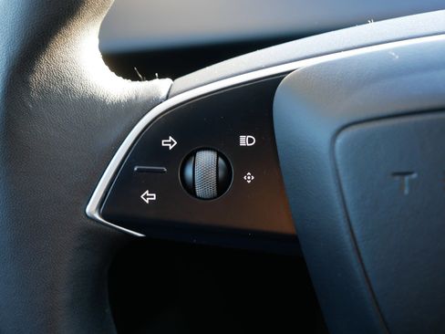 Used 2024 Tesla Model 3 Long Range image 31