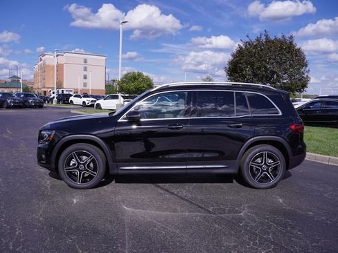 New 2026 Mercedes-Benz GLB 250 4MATIC image 10
