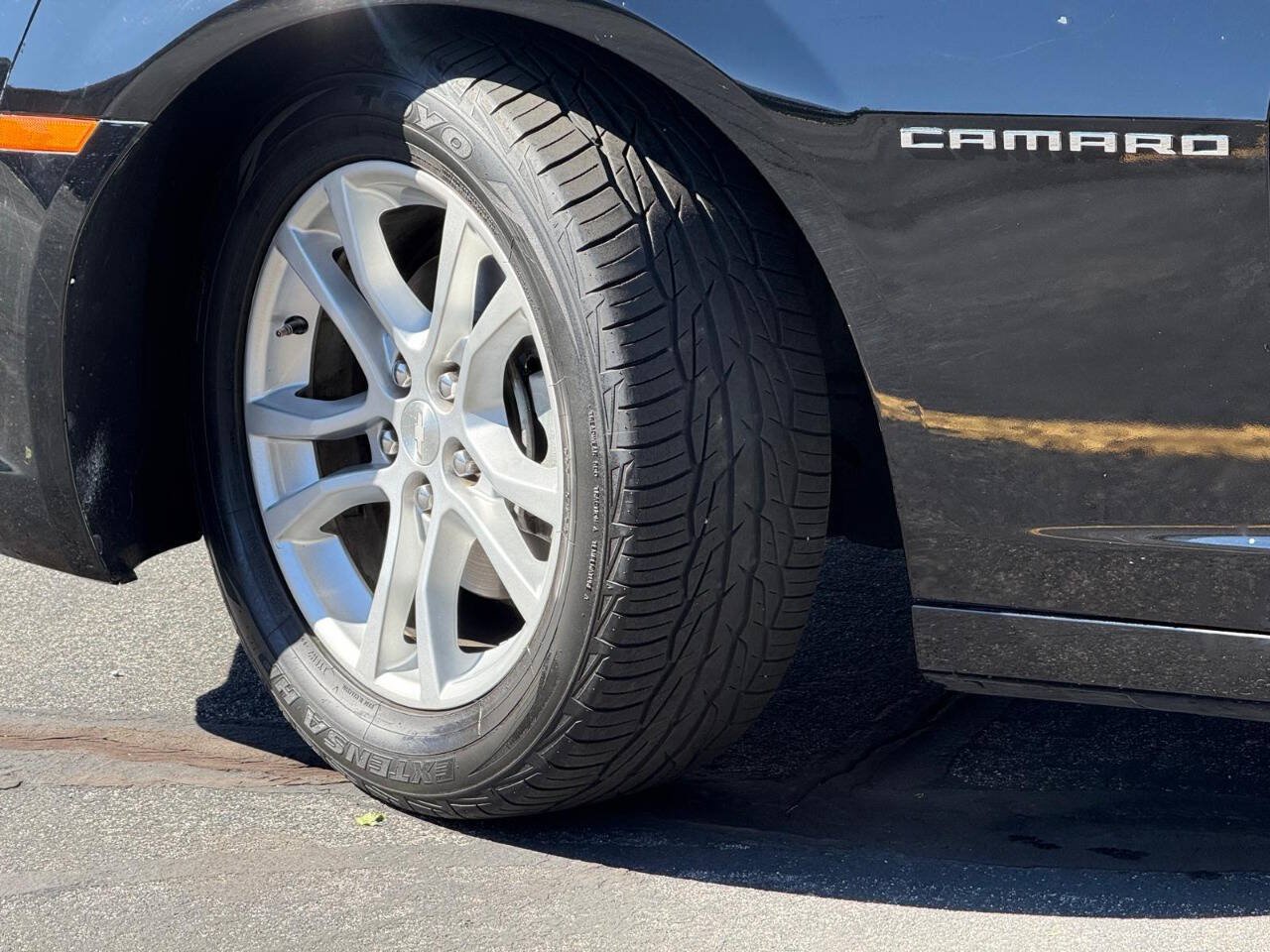 Used 2015 Chevrolet Camaro LS RWD image 15
