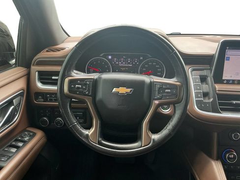 Used 2021 Chevrolet Tahoe High Country w/ Premium Package AWD/4WD image 18