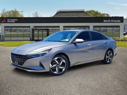 Used 2023 Hyundai Elantra SEL w/ Convenience Package
