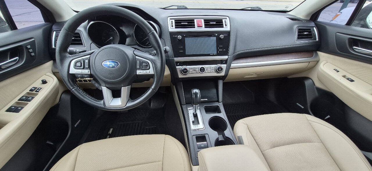 Used 2017 Subaru Outback 2.5i Limited AWD/4WD image 19