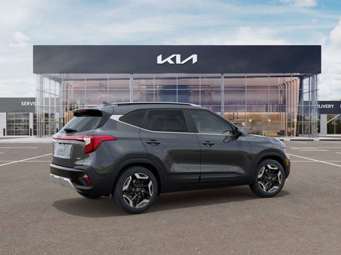New 2025 Kia Seltos SX w/ SX Sunroof Package image 6