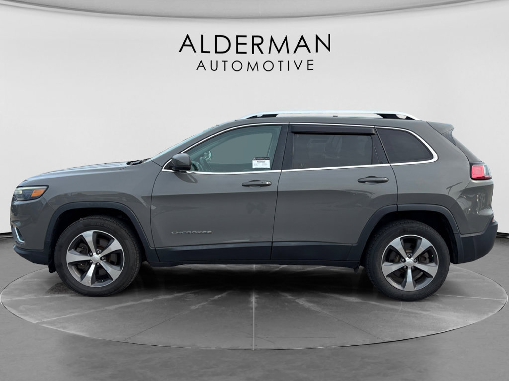 Used 2019 Jeep Cherokee Limited AWD/4WD image 2