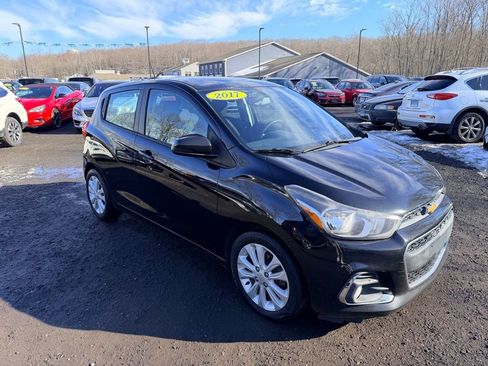 Used 2017 Chevrolet Spark LT image 3