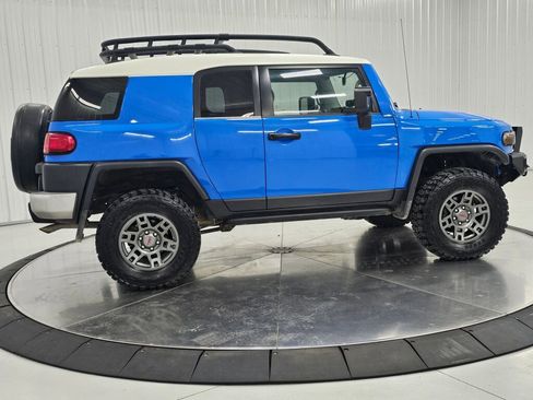 Used 2007 Toyota FJ Cruiser 4WD image 6