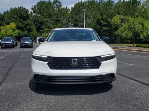 New 2025 Honda Accord SE image 2