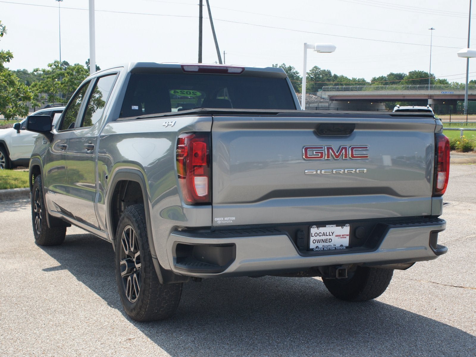 Used 2024 GMC Sierra 1500 Pro w/ Graphite Edition AWD/4WD image 12