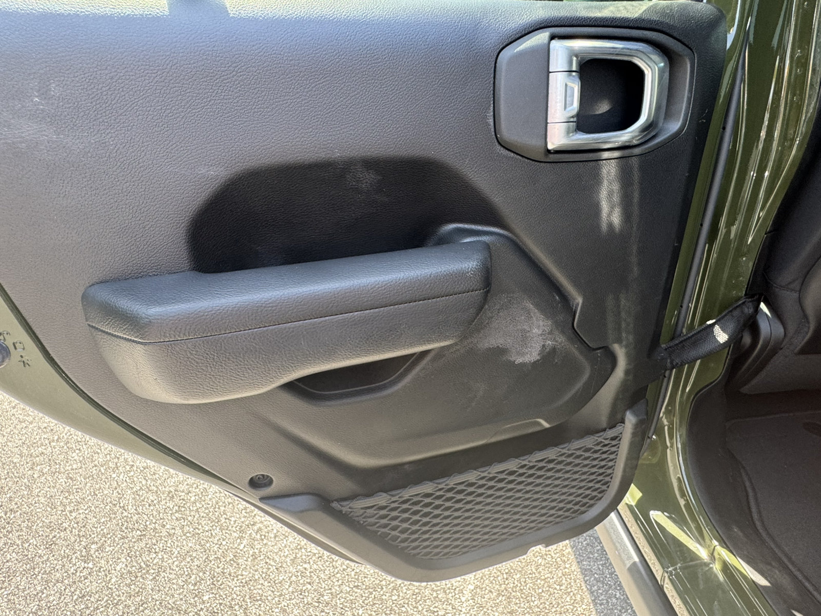 Used 2022 Jeep Wrangler Unlimited Rubicon AWD/4WD image 22