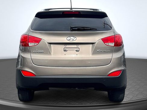 Used 2013 Hyundai Tucson GLS FWD image 4