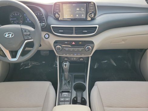 Used 2020 Hyundai Tucson Value w/ Cargo Package image 17