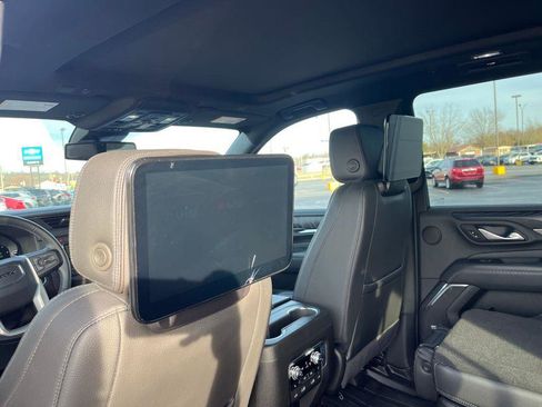 Used 2023 GMC Yukon XL Denali image 23