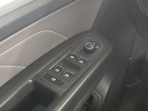 Used 2022 Volkswagen Atlas SEL AWD/4WD image 15