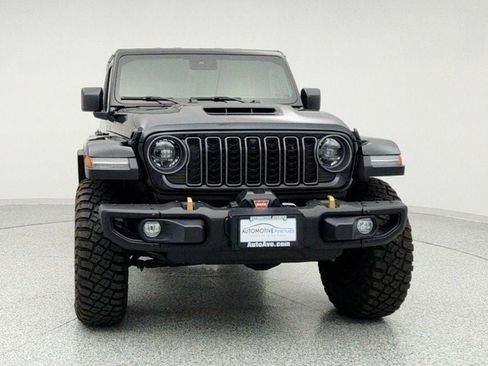 Used 2025 Jeep Wrangler Unlimited Rubicon 392 AWD/4WD image 2