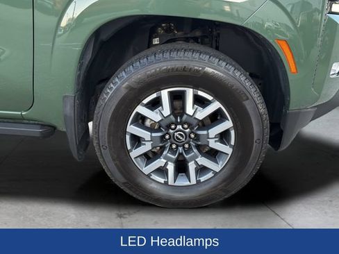 Used 2023 Nissan Frontier SV w/ SV Premium Package AWD/4WD image 29