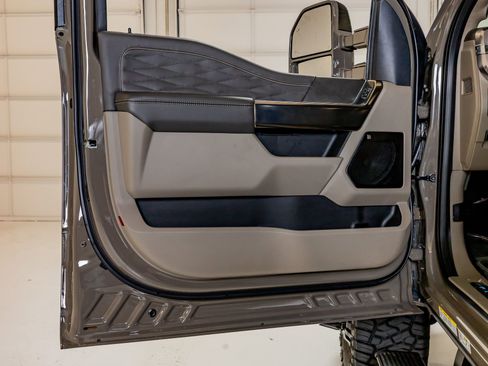 Used 2026 Ford F450 Platinum AWD/4WD image 36