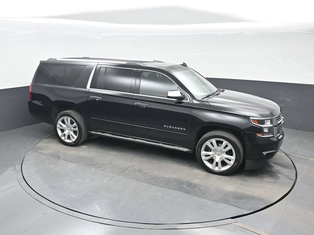 Used 2018 Chevrolet Suburban Premier AWD/4WD image 23