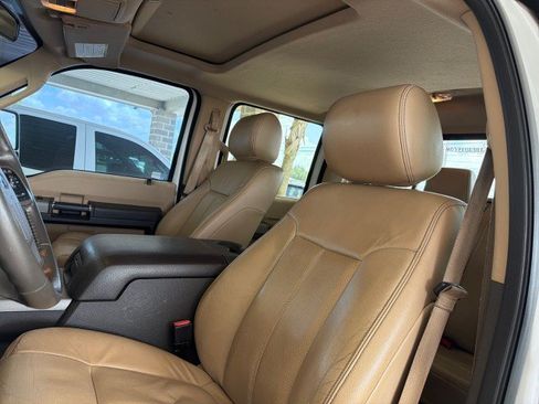 Used 2014 Ford F250 Lariat w/ Lariat Ultimate Package AWD/4WD image 18