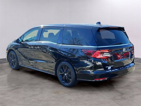 Certified 2024 Honda Odyssey Sport image 6