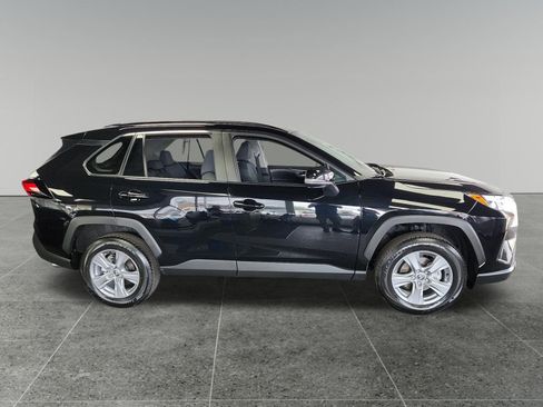 Certified 2025 Toyota RAV4 XLE AWD/4WD image 8