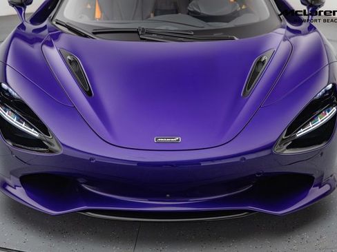 Used 2025 McLaren 750S Spider RWD image 9