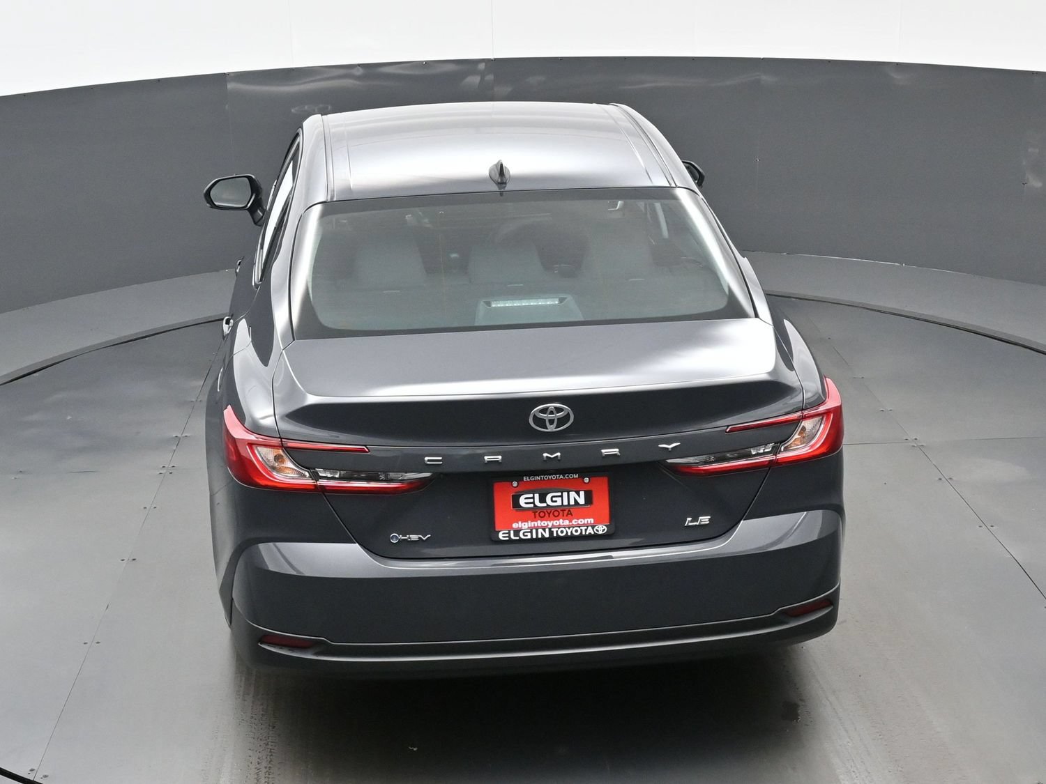Used 2025 Toyota Camry LE FWD image 39