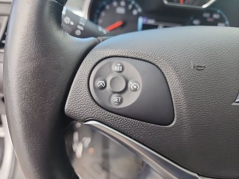 Used 2016 Chevrolet Impala LT w/ Convenience Package FWD image 12