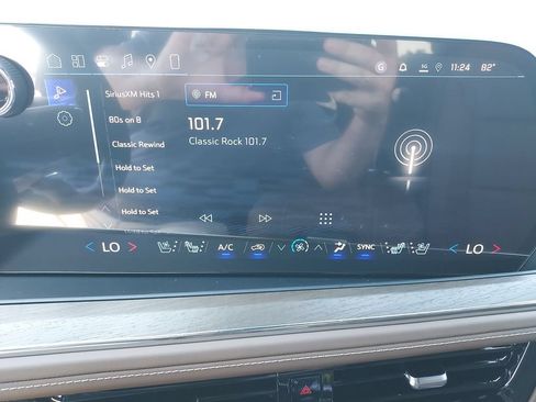 New 2026 Chevrolet Tahoe High Country AWD/4WD image 22