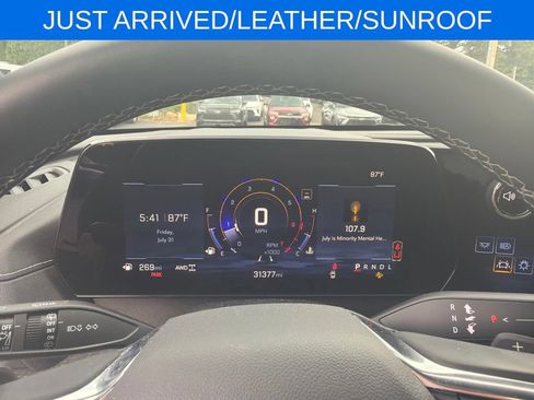 Used 2025 Chevrolet Traverse LT w/ Sun and Wheel Package AWD/4WD image 14