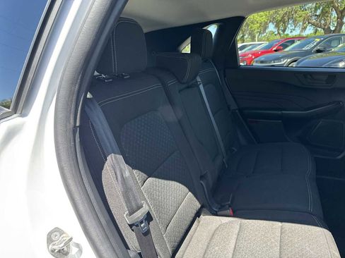 Used 2025 Ford Escape Active AWD/4WD image 18