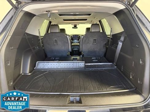 Used 2021 Chevrolet Traverse Premier w/ Redline Edition AWD/4WD image 42
