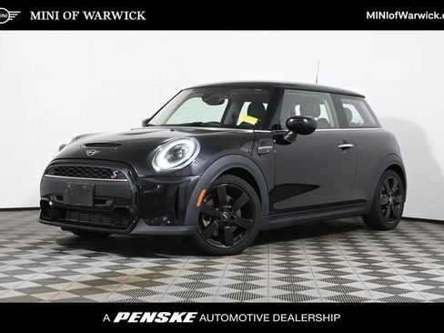 Used 2023 MINI Cooper S FWD image 1